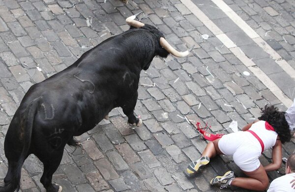 Cosas que puedes ocurrir en una corrida de toros en San Fermin