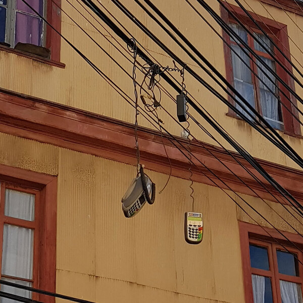 Almirante Riveros en Valparaíso, The Network by Moraga